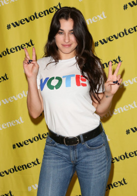 Lauren Jauregui pic #1086911