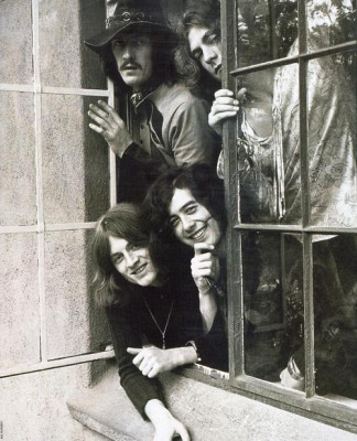 Led Zeppelin pic #103037