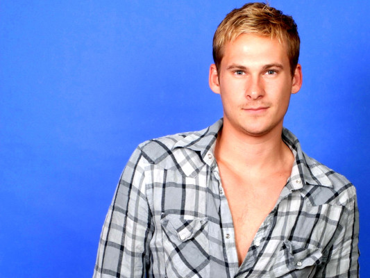 photo 18 in Lee Ryan gallery [id669162] 2014-02-12 00:00:00