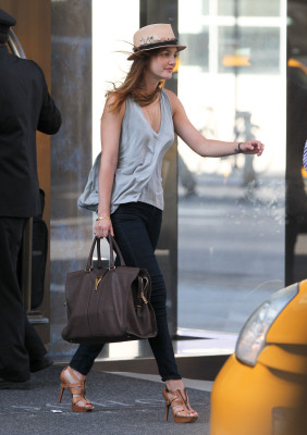 Leighton Meester pic #376362