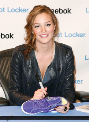 photo 13 in Leighton Meester gallery [id207401] 2009-11-30 00:00:00
