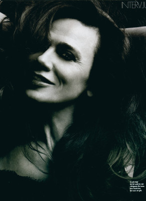 Lena Olin pic #156870