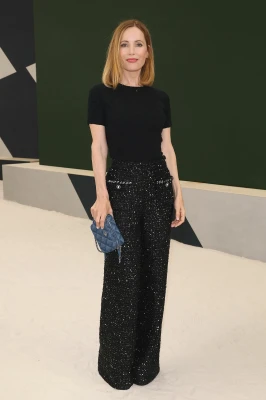 photo 5 in Leslie Mann gallery [id1306348] 2022-08-01 00:00:00