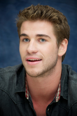 Liam Hemsworth pic #379537