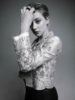 photo 21 in Lili Reinhart gallery [id1310759] 2022-09-26 00:00:00
