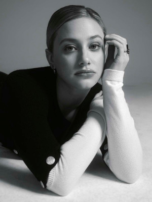 photo 22 in Lili Reinhart gallery [id1310758] 2022-09-26 00:00:00