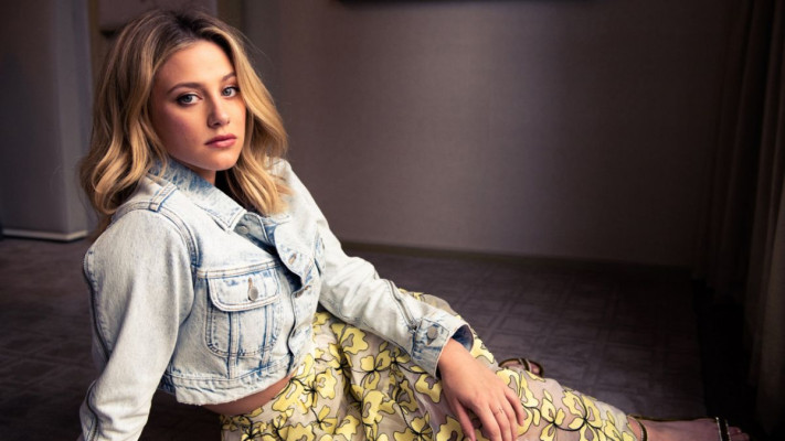 Lili Reinhart pic #1176641