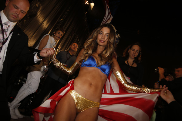Lily Aldridge pic #555364