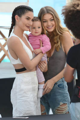 Lily Aldridge pic #835948