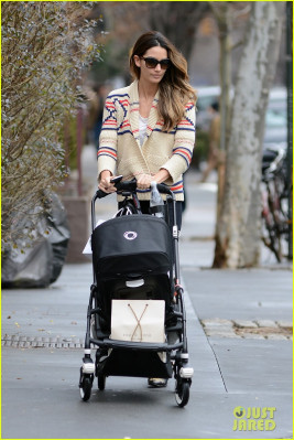 Lily Aldridge pic #568267