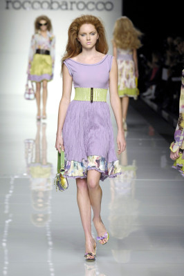 photo 8 in Lily Cole gallery [id233289] 2010-02-05 00:00:00