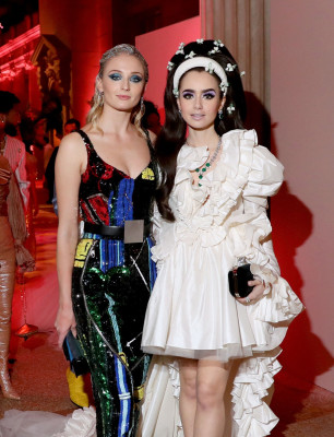 Lily Collins pic #1134455