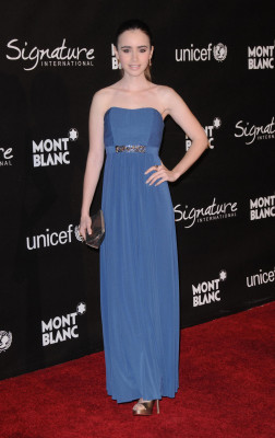 photo 19 in Lily Collins gallery [id393190] 2011-07-20 00:00:00