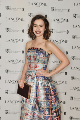 Lily Collins pic #671155