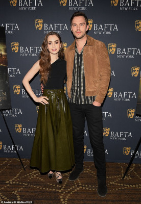 Lily Collins pic #1129742
