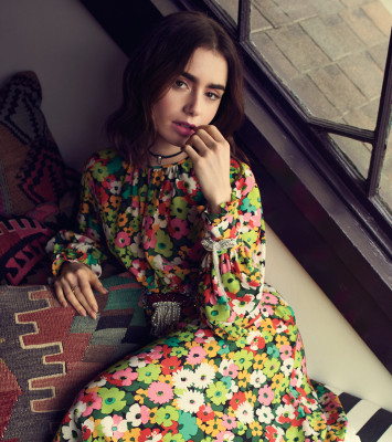 Lily Collins pic #945544