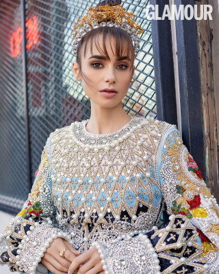Lily Collins pic #1292338
