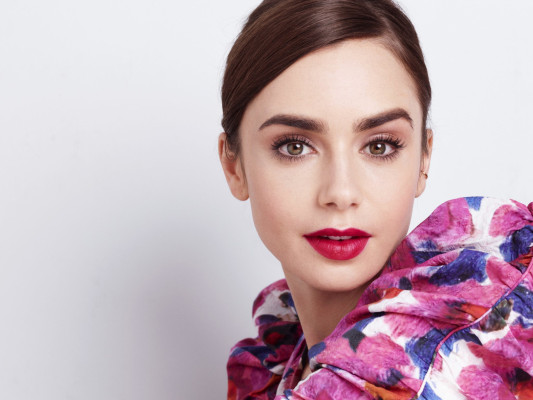 photo 19 in Lily Collins gallery [id1285432] 2021-12-05 00:00:00