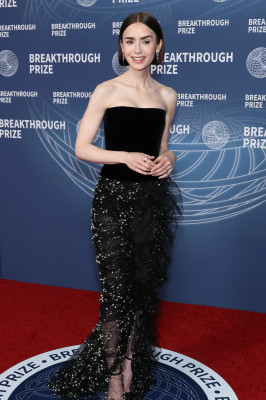 Lily Collins pic #1372423