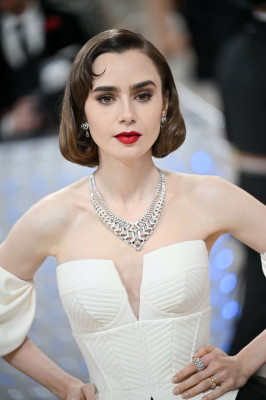Lily Collins pic #1327964