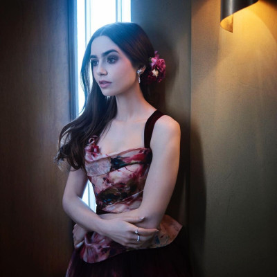 Lily Collins pic #1112951