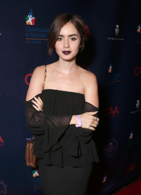 Lily Collins pic #802748
