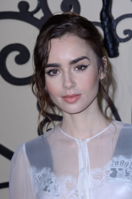 Lily Collins pic #967558