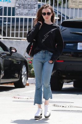Lily Collins pic #1032047