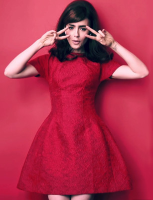 Lily Collins pic #669974