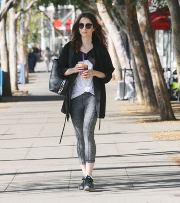 Lily Collins pic #969488