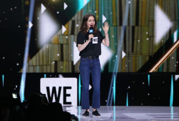 Lily Collins pic #928522