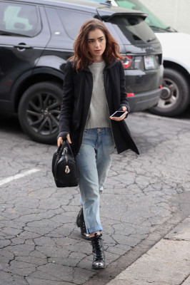Lily Collins pic #911297