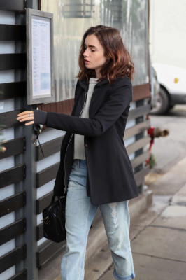 Lily Collins pic #911295