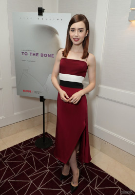 Lily Collins pic #947354