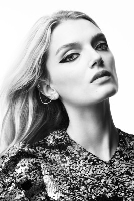 Lily Donaldson pic #823841