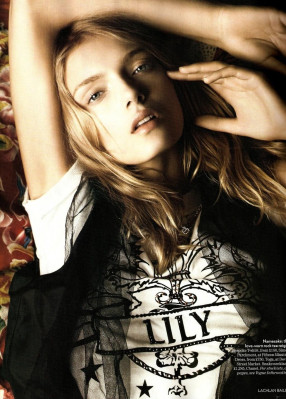Lily Donaldson pic #100097