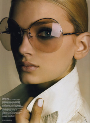 Lily Donaldson pic #102706