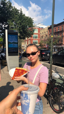 Lily-Rose Melody Depp pic #1071418