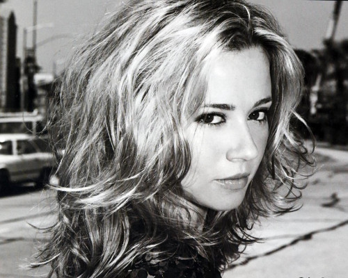 Linda Cardellini pic #330257