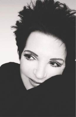Liza Minnelli pic #298375