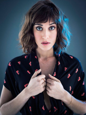 Lizzy Caplan pic #659063