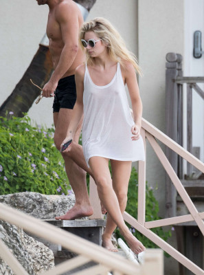 photo 20 in Lottie Moss gallery [id897925] 2016-12-14 00:00:00