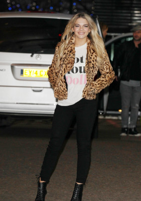 Louisa Johnson pic #946557