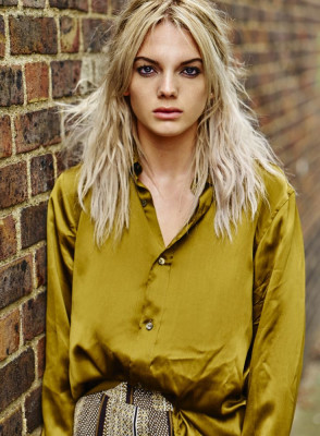 Louisa Johnson pic #958812