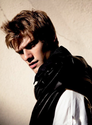 Lucas Till pic #432628