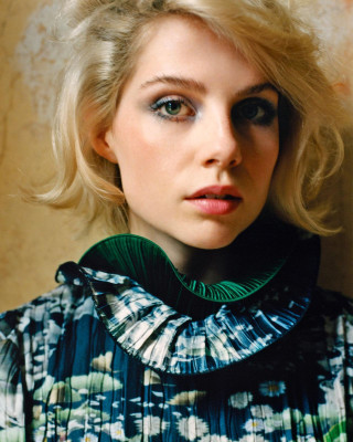 photo 11 in Lucy Boynton gallery [id1172229] 2019-08-26 00:00:00