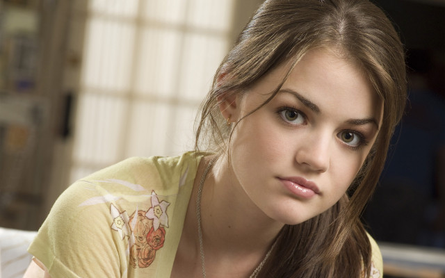 Lucy Hale pic #571342