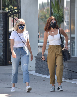 Lucy Hale pic #1236120