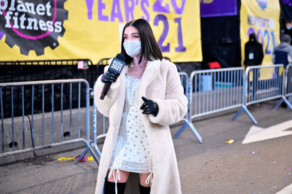 Lucy Hale pic #1245193
