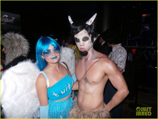 Lucy Hale pic #779064